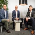 BNC: Patrik Schilt und Joël Viallon mit dem Firmengründer und bisherigen CEO Markus Huber (Bild: zVg)