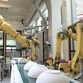 Industrie-Roboter bei der Arbeit: Branche von Konjunktur abhängig (Foto: ifr.org, FANUC)