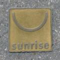 Altes Sunrise Logo im Asphalt von Zürich Enge (Foto: Karlheinz Pichler) 