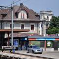 Bahnhof Wetzikon: Hier soll der erste kassenlose Laden der Valora entstehen (Bild: Creative Commons Attribution - Share alike 3.0/ Roland Zh) 
